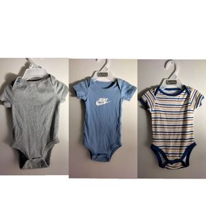 Set of 3 onesies